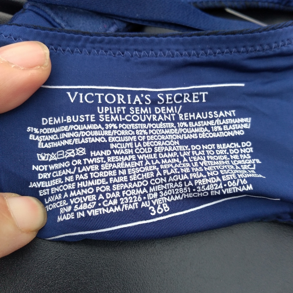 Victoria's Secret Uplift Semi Demi Bra Size 34B, Blue & Black Pattern, U… - Picture 11 of 11